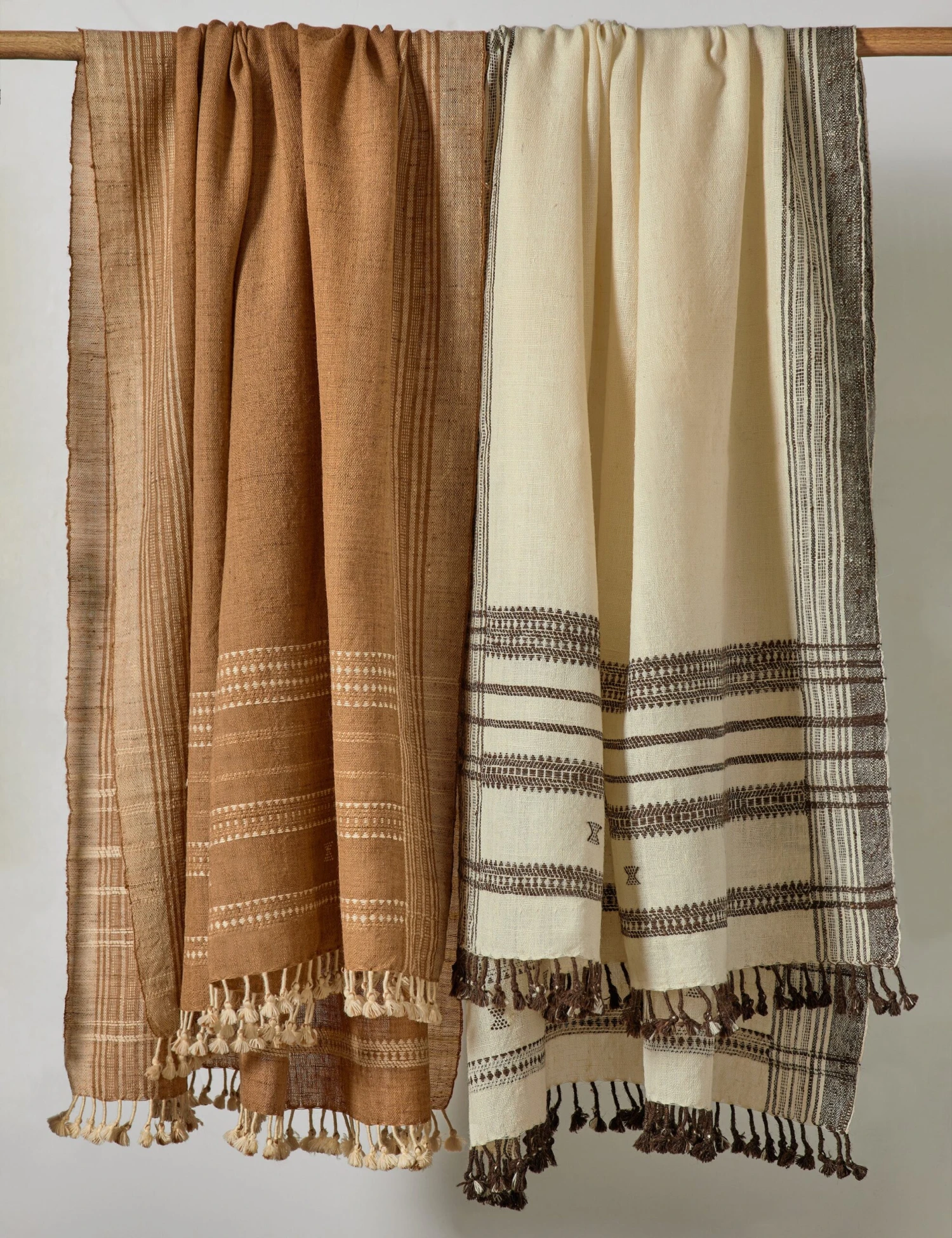 Manorma Throw 13 Manorma Throw - Image 13