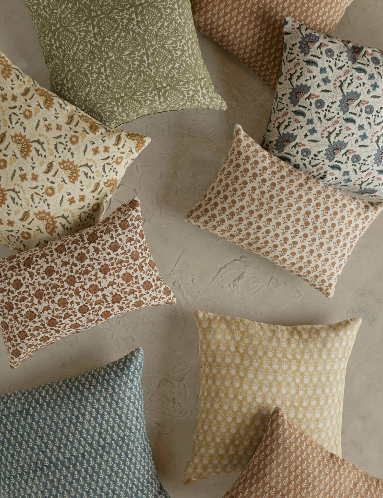 Lavelanet Linen Pillow 10 Lavelanet Linen Pillow - Image 10