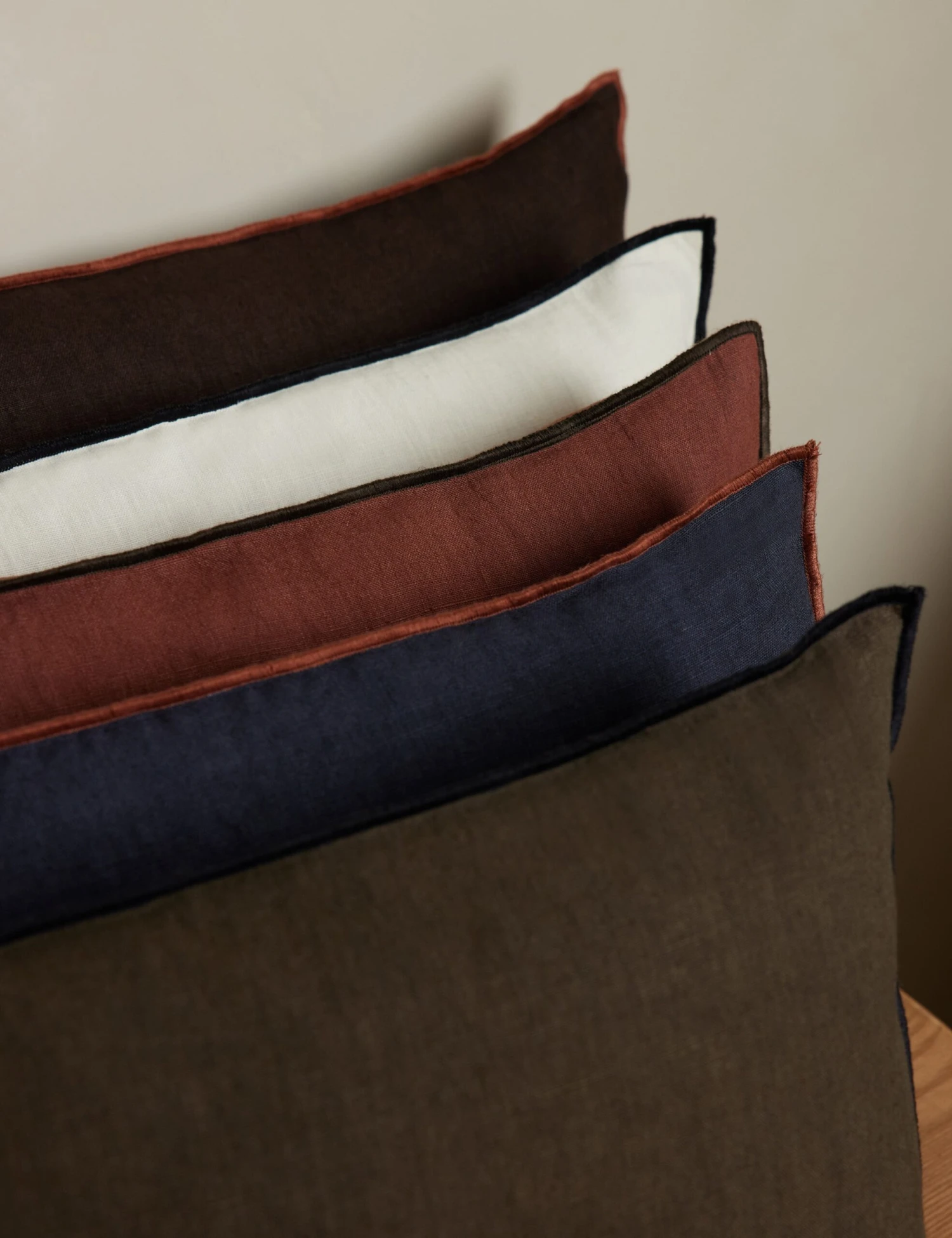 Carys Contrast Linen Pillow 11 Carys Contrast Linen Pillow - Image 11