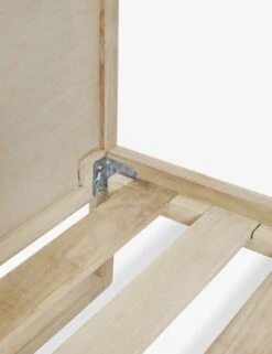 Keiry Canopy Bed -Chic Furniture Sale KeiryCanopyBed Queen 0017