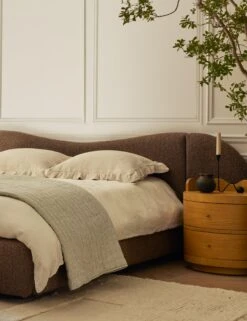 Vekki Sham By Sarah Sherman Samuel -Chic Furniture Sale Lulu and Georgia BedroomIIV3 2411 Site Crops Lifestyle 4 bf0dc92d d775 4205 a960 9975298dfe43