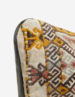 Ebrar Vintage Lumbar Pillow -Chic Furniture Sale MysteryVinatgePillow2 A06531351301