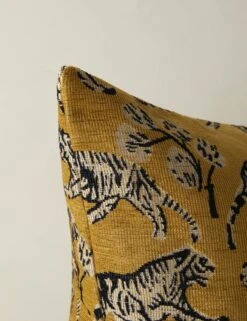 Tiger Pillow By Sarah Sherman Samuel -Chic Furniture Sale TigerPillowbySarahShermanSamuel Gold A0655808B1031 Product