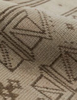 Vintage Turkish Rug No. 88 4'1" X 7'5" -Chic Furniture Sale VintageTurkishRugNo.88 A0656612 0286