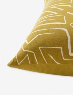 Emi Pillow -Chic Furniture Sale bgo002 detail corner