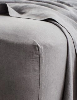 European Flax Linen Fitted Sheet By Cultiver -Chic Furniture Sale cultiver linen bedding charcoal grey fitted sheet 1 1