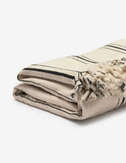 Monte Viso Bed Cover By House No. 23 -Chic Furniture Sale dulca bed cover 3 37cc62ea efb7 417a 80b7 8580debc6c1d