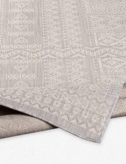Aria Indoor / Outdoor Rug -Chic Furniture Sale mbu2321 fold