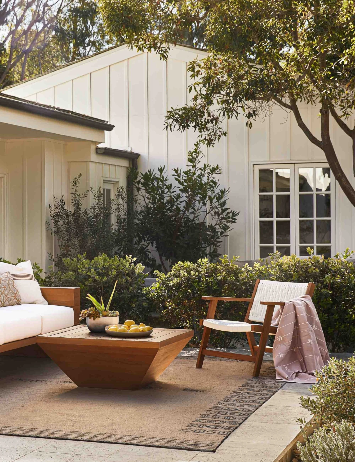 Mindi Reversible Indoor / Outdoor Rug 15 Mindi Reversible Indoor / Outdoor Rug - Image 15